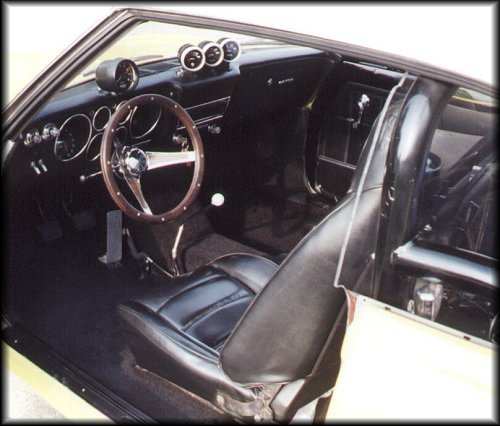 Corsa dash, 4-speed (45940 bytes)